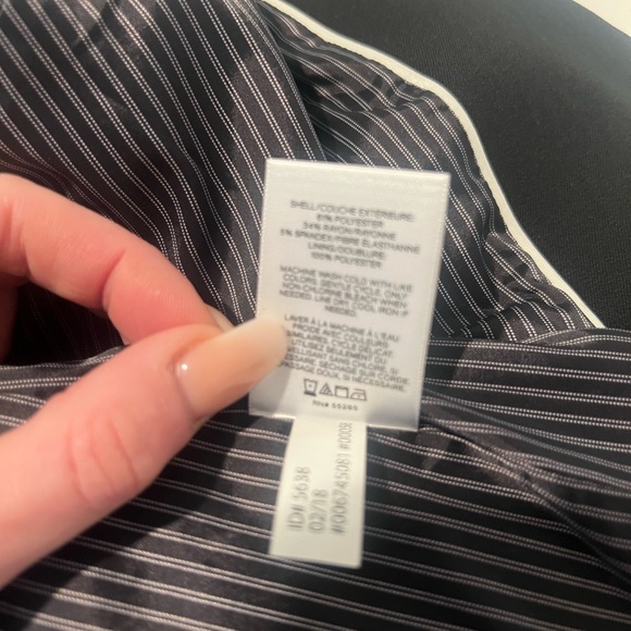 Express Black Blazer Size 8 - Picture 5 of 5